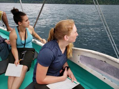 Earthwatch teen volunteers scan the gulf for wildlife (C) Tara Lepore